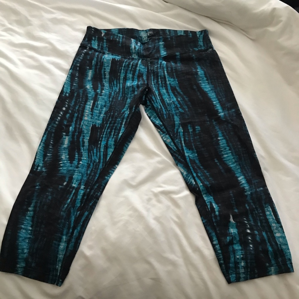Calvin Klein tie dye Capri workout tights